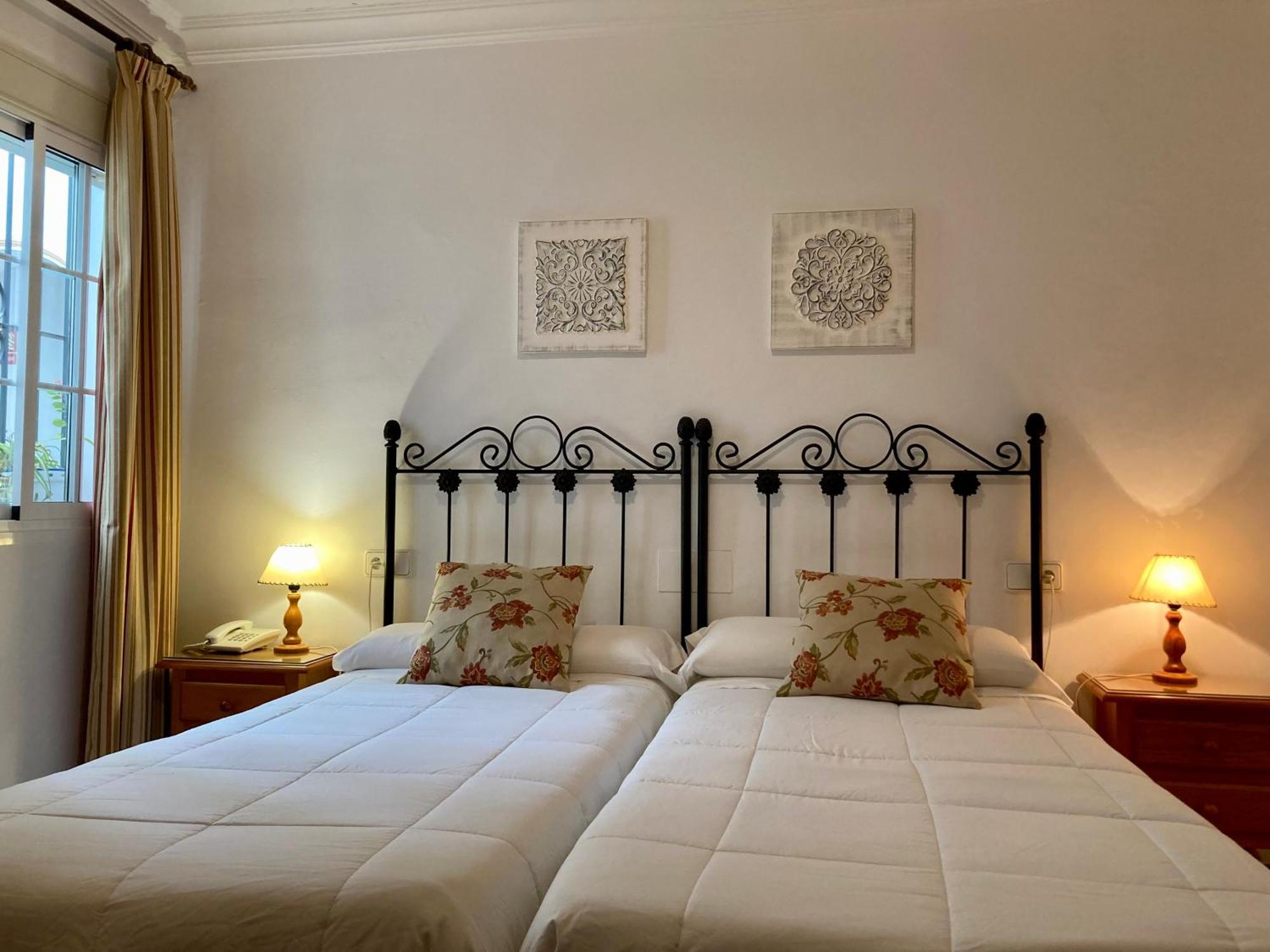 Hotel El Molino Osuna Extérieur photo